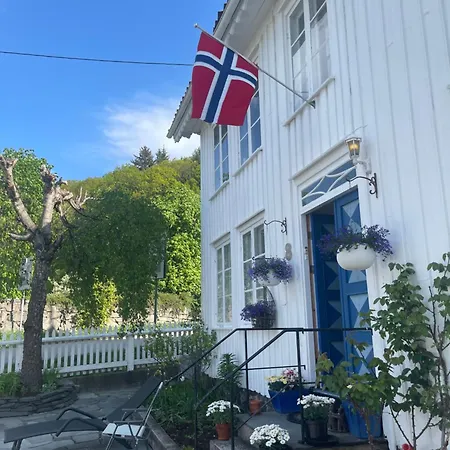 Sommerdrom I Sor * Mandal